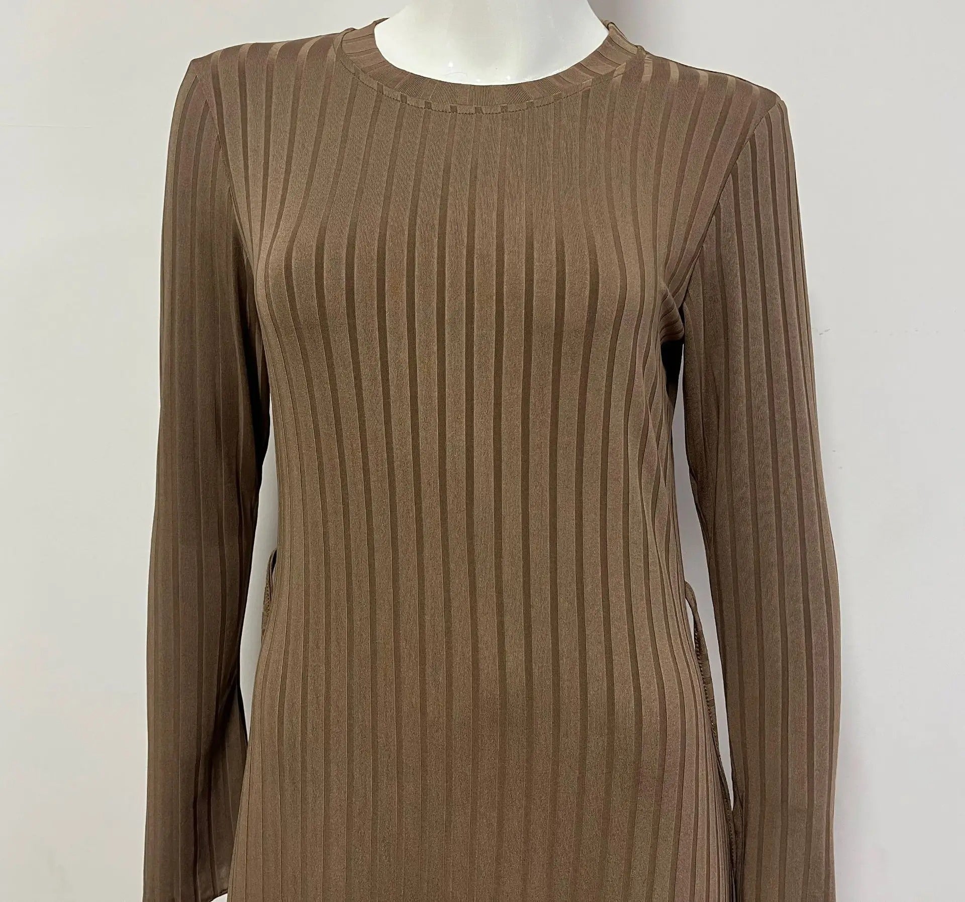 Klassisk lös stickad klänning för kvinnor