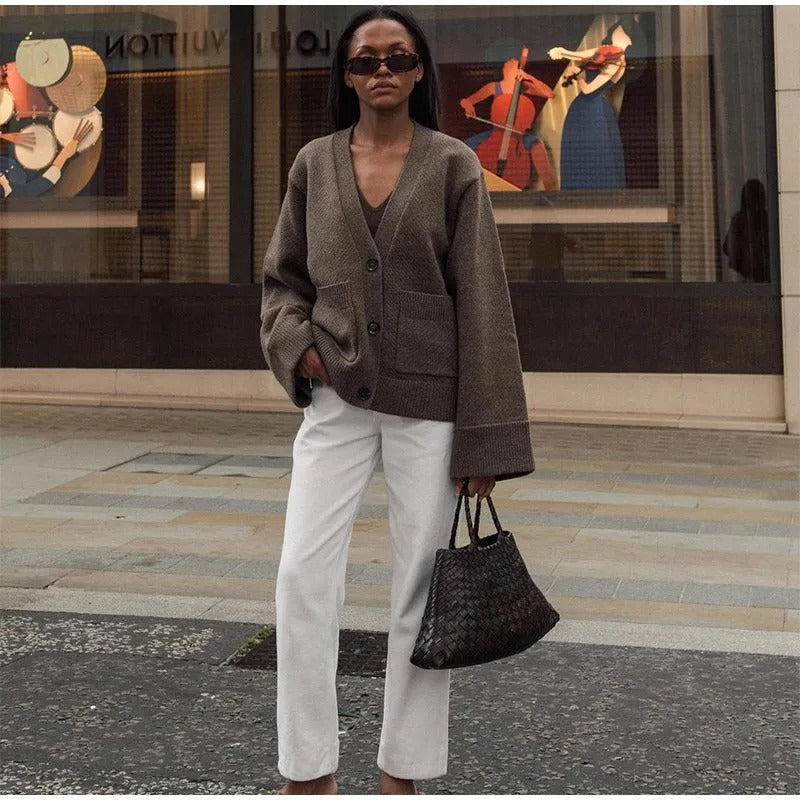 Solid V-ringad damkofta med ficka