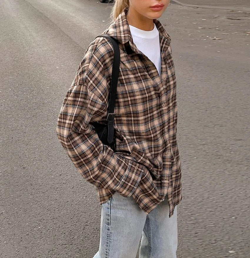 Dam vintage rutig långärmad blus