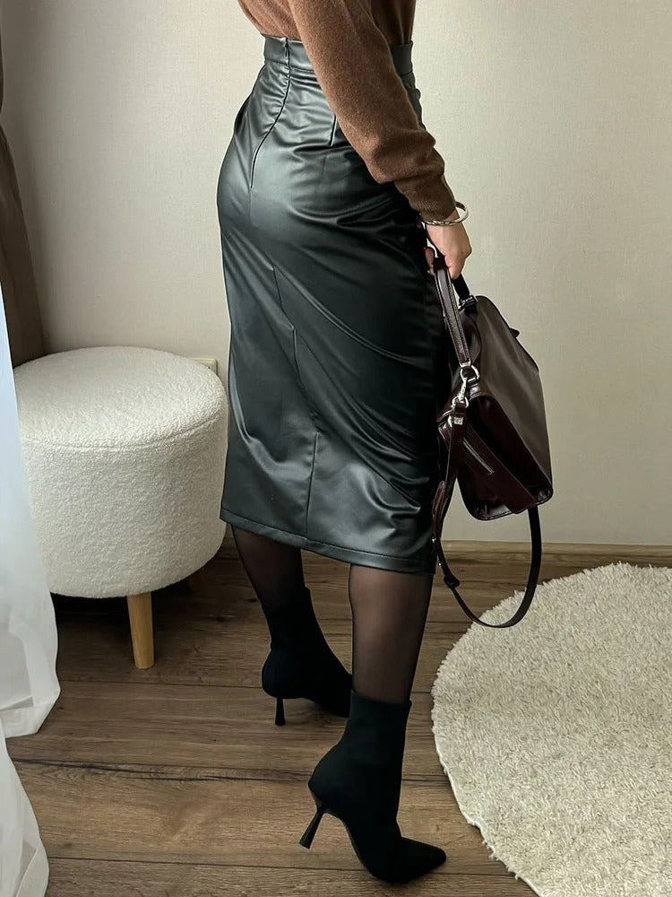 Midikjol i konstläder för kvinnor