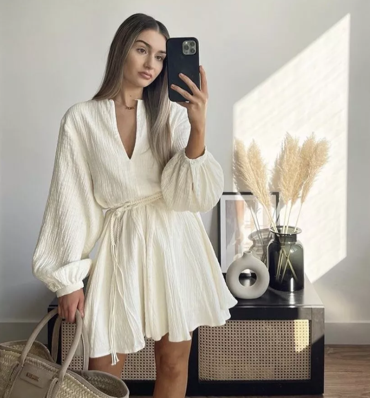 Kort ballongärmad klänning med bälte och knytband för kvinnor