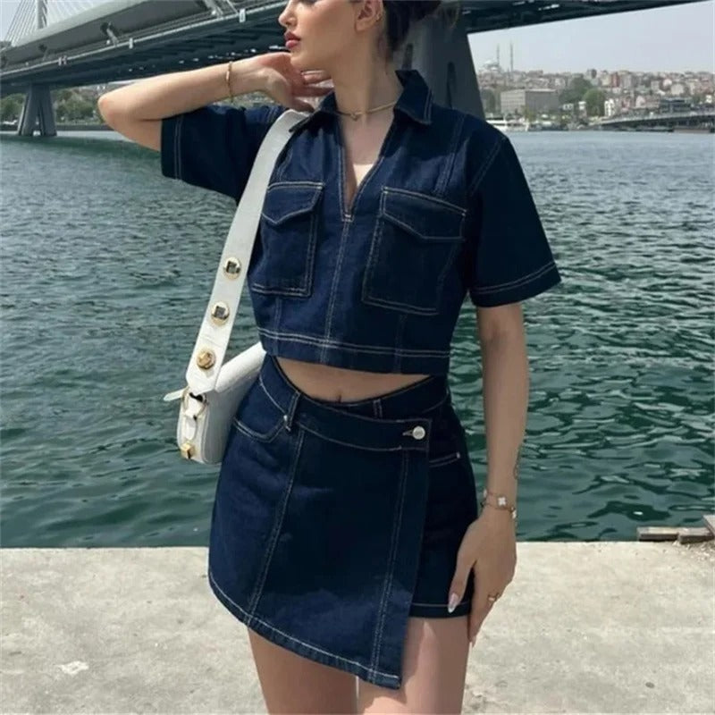 Denimkjol och kortärmad skjorta för kvinnor