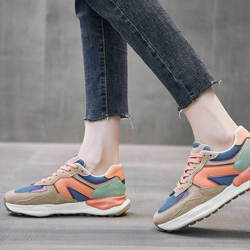 Avslappnade atletiska sneakers för kvinnor