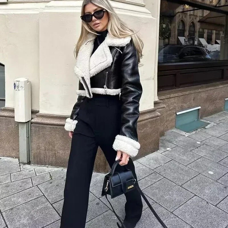 Skinnjacka med vändkrage för kvinnor