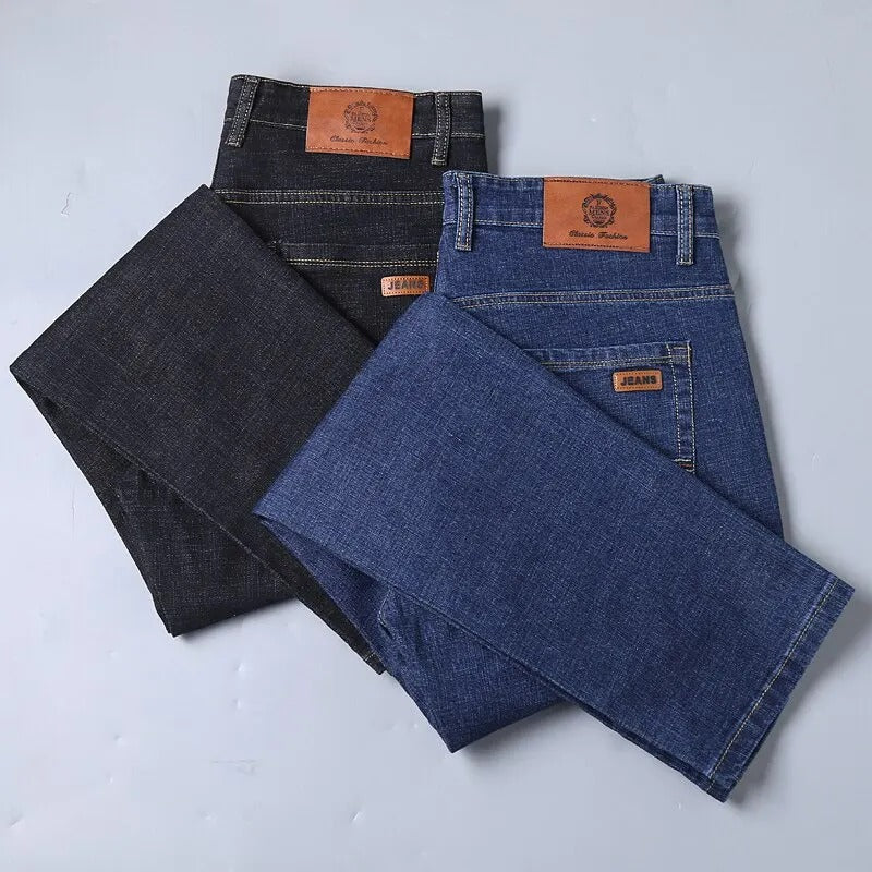Jeans i klassisk denim för män