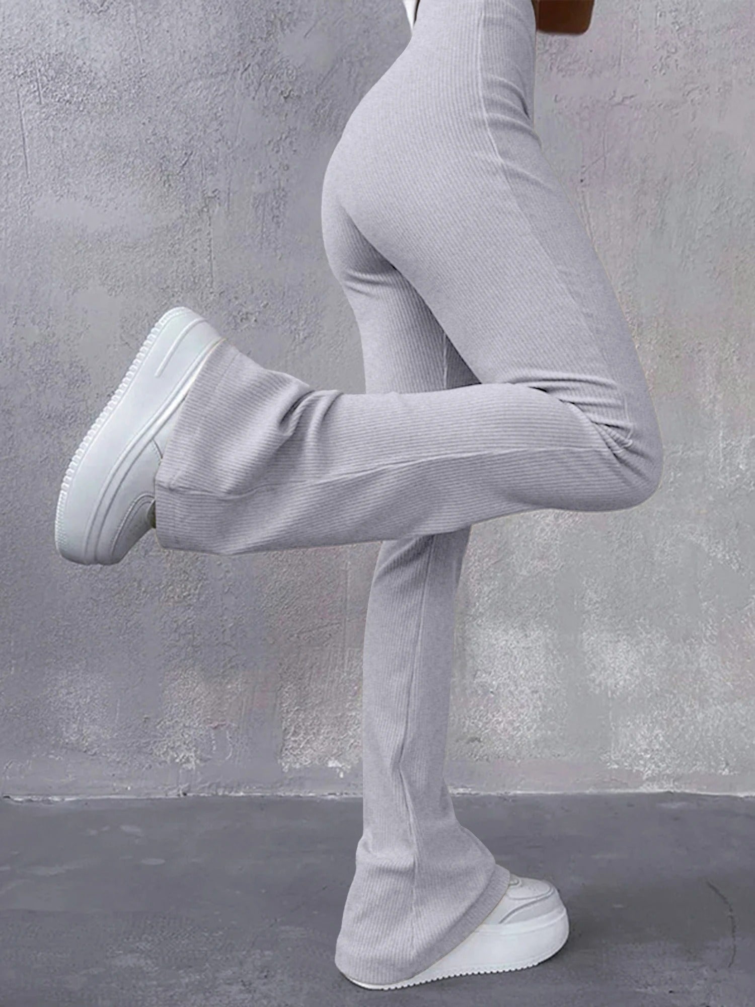 Ribbade byxor med hög midja för kvinnor