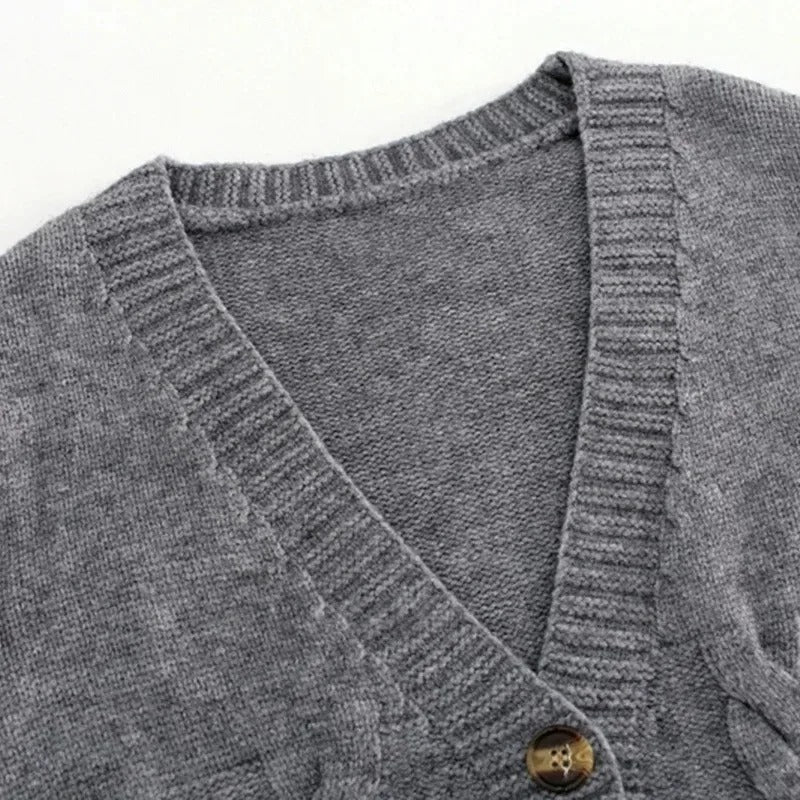 Stickad cardigan med V-ringning för kvinnor