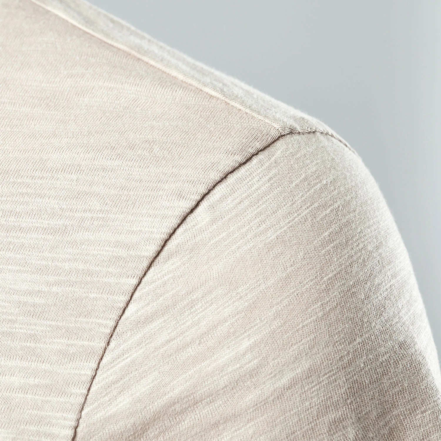 Herr-Henley-T-shirt för sommaren