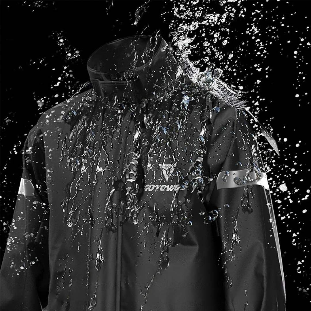 Reflekterande regndräkt för motorcykel