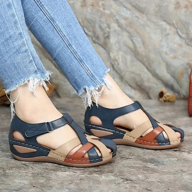 Vattentäta sommarsandaler med slip-on för kvinnor