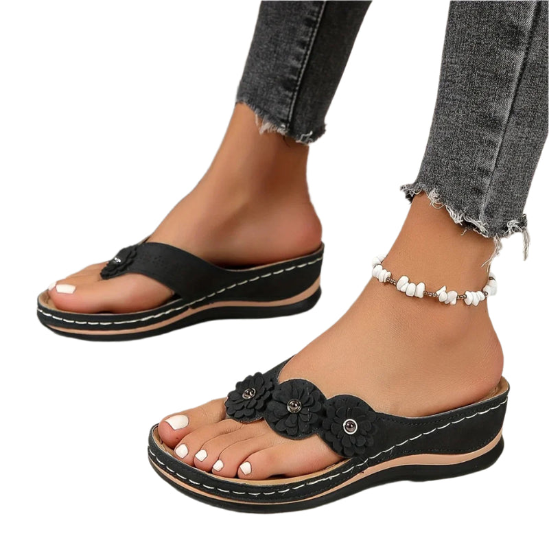 Blommiga slip-on-strandtofflor för kvinnor