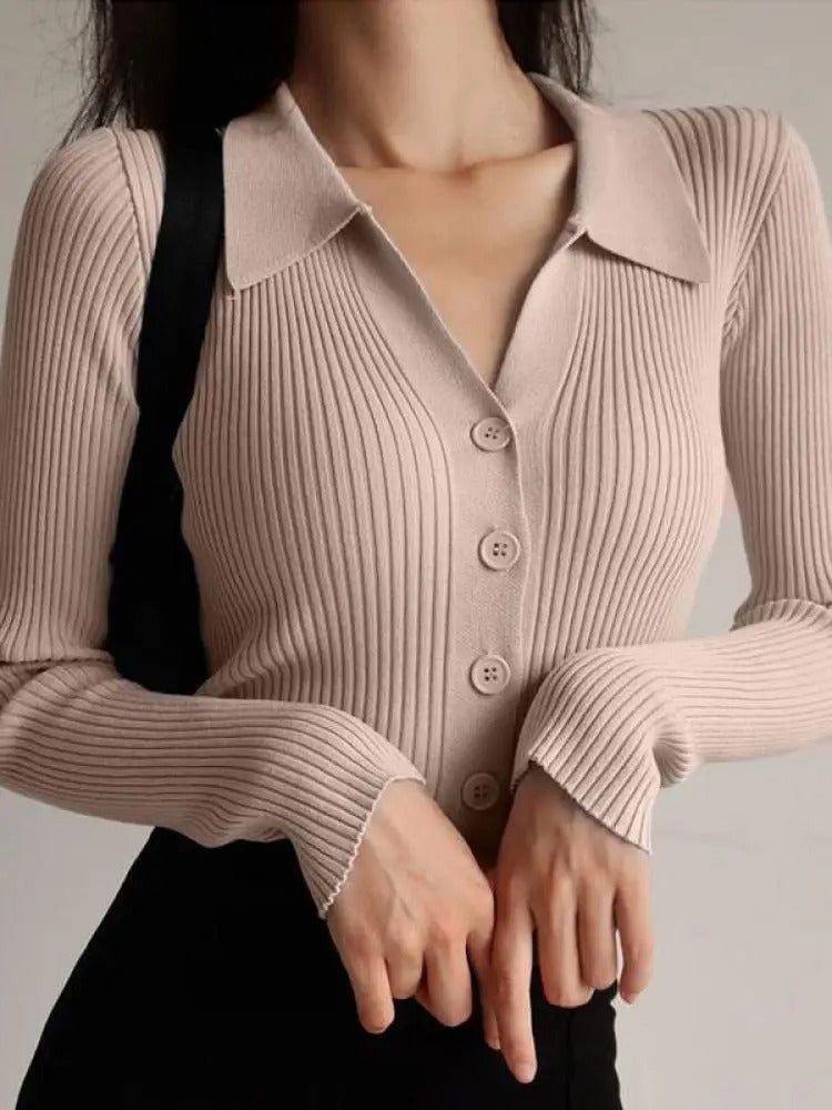Stickad Slim Cardigan med V-ringad dam