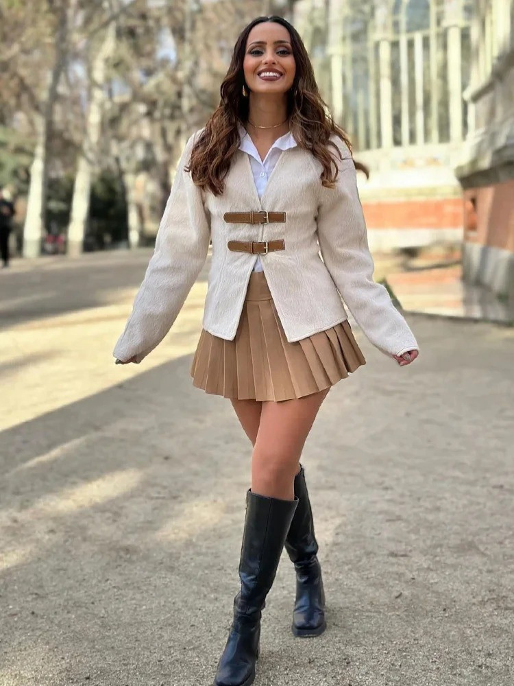 Vintage ulljacka med läderspänne för kvinnor