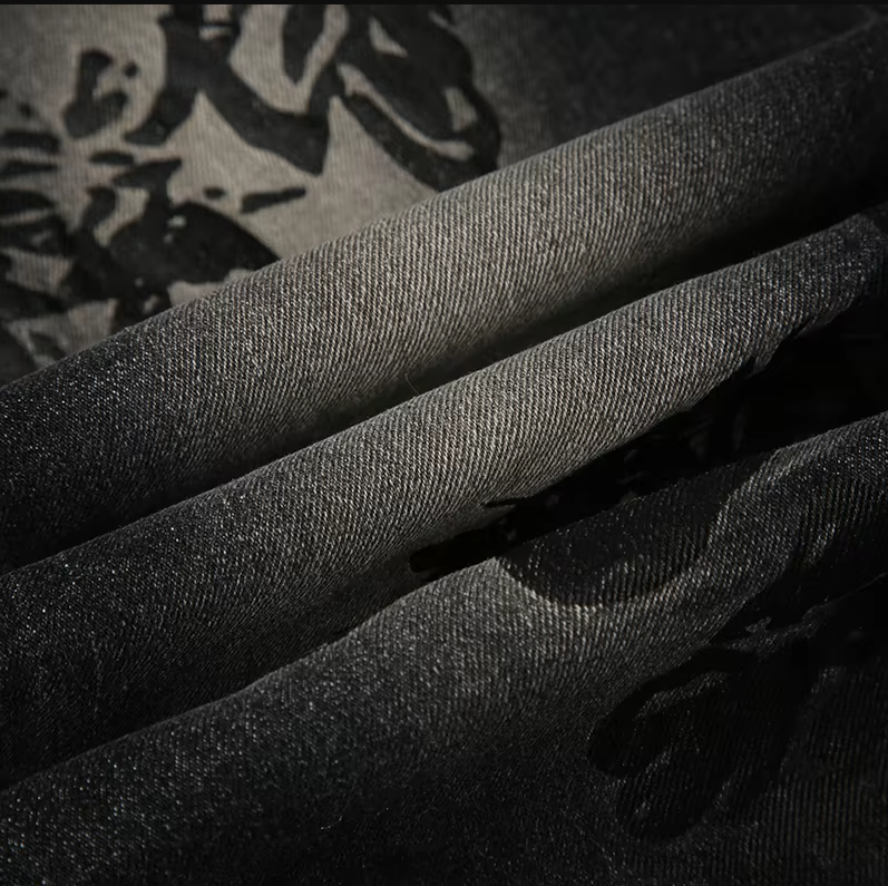 Blommiga jeansbyxor med låg upphov