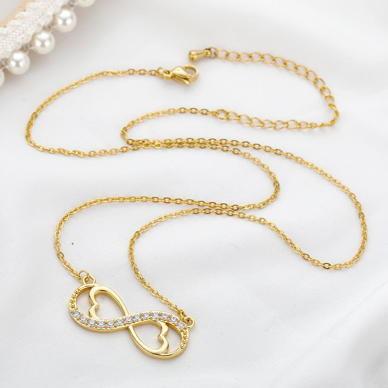 Halsband med oändlighet