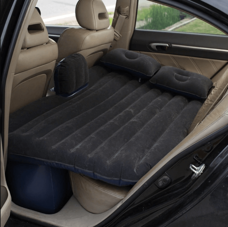 Uppblåsbar bilbaksätesmadrass
