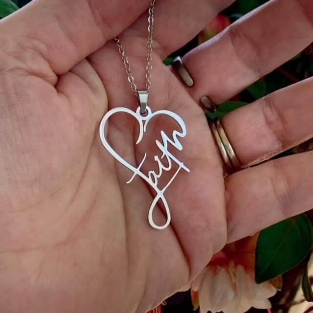 Hjärtat av tro halsband